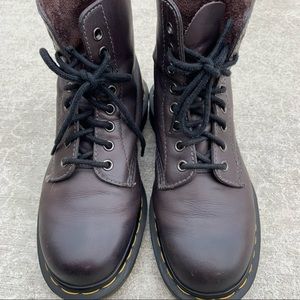 DR MARTENS | 1460 Pascal 8-eye Combat Boot Charcoal Antique Temperley